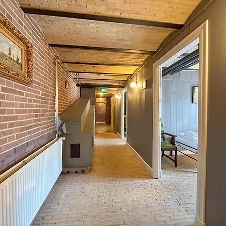 Groot Weeshuis Holiday home *