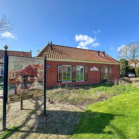 Vakantiehuis Groot Weeshuis *