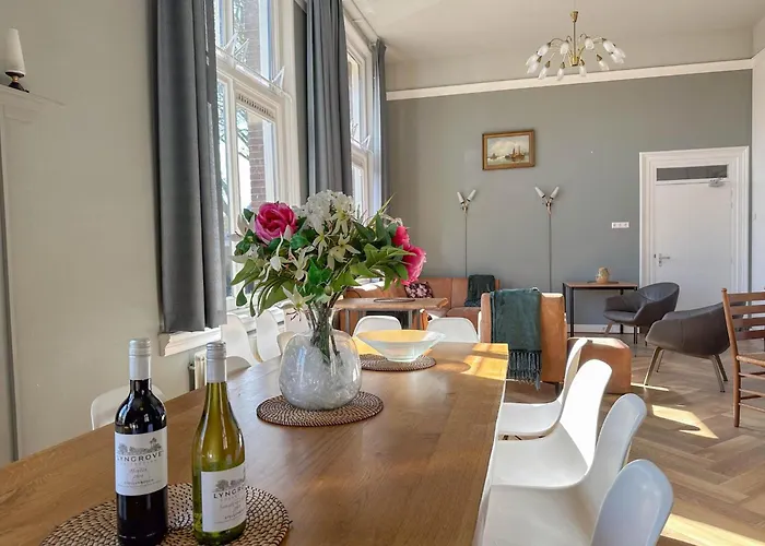 Groot Weeshuis Vakantiehuis Enkhuizen