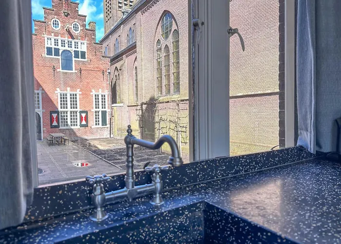 Groot Weeshuis * Enkhuizen